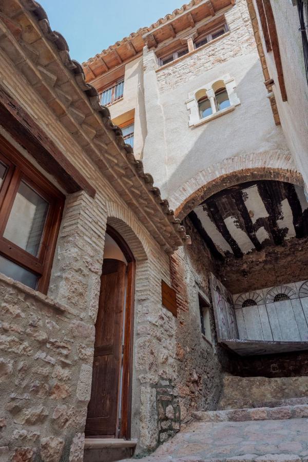Apartamentos Fuendebanos Alquézar Buitenkant foto