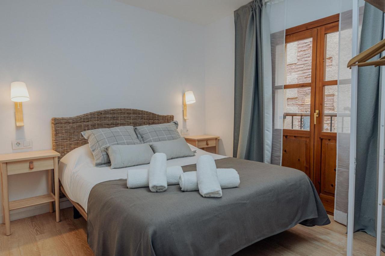 Apartamentos Fuendebanos Alquézar Buitenkant foto
