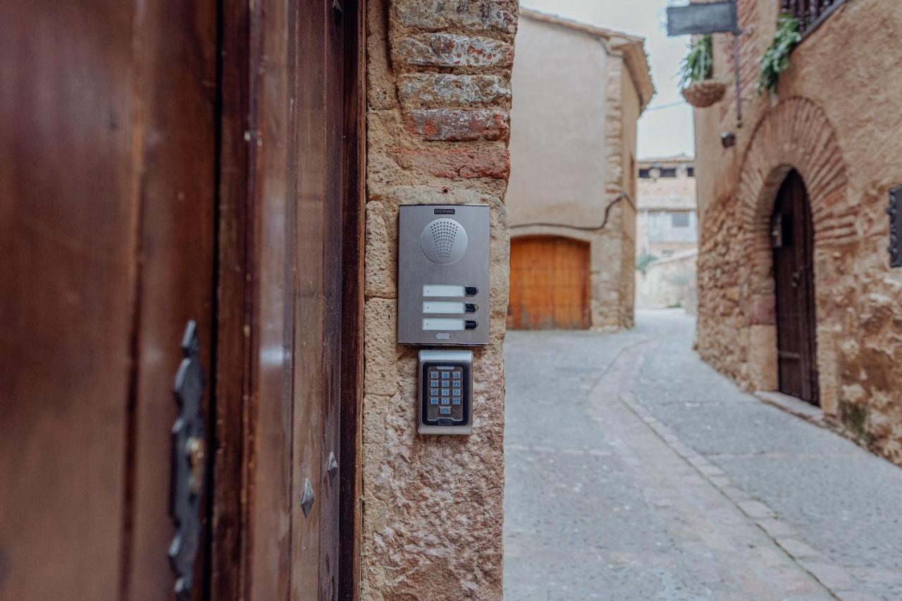 Apartamentos Fuendebanos Alquézar Buitenkant foto