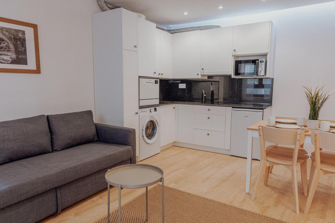 Apartamentos Fuendebanos Alquézar Buitenkant foto